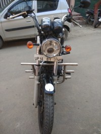 Black Royal Enfield Thunderbird 500
