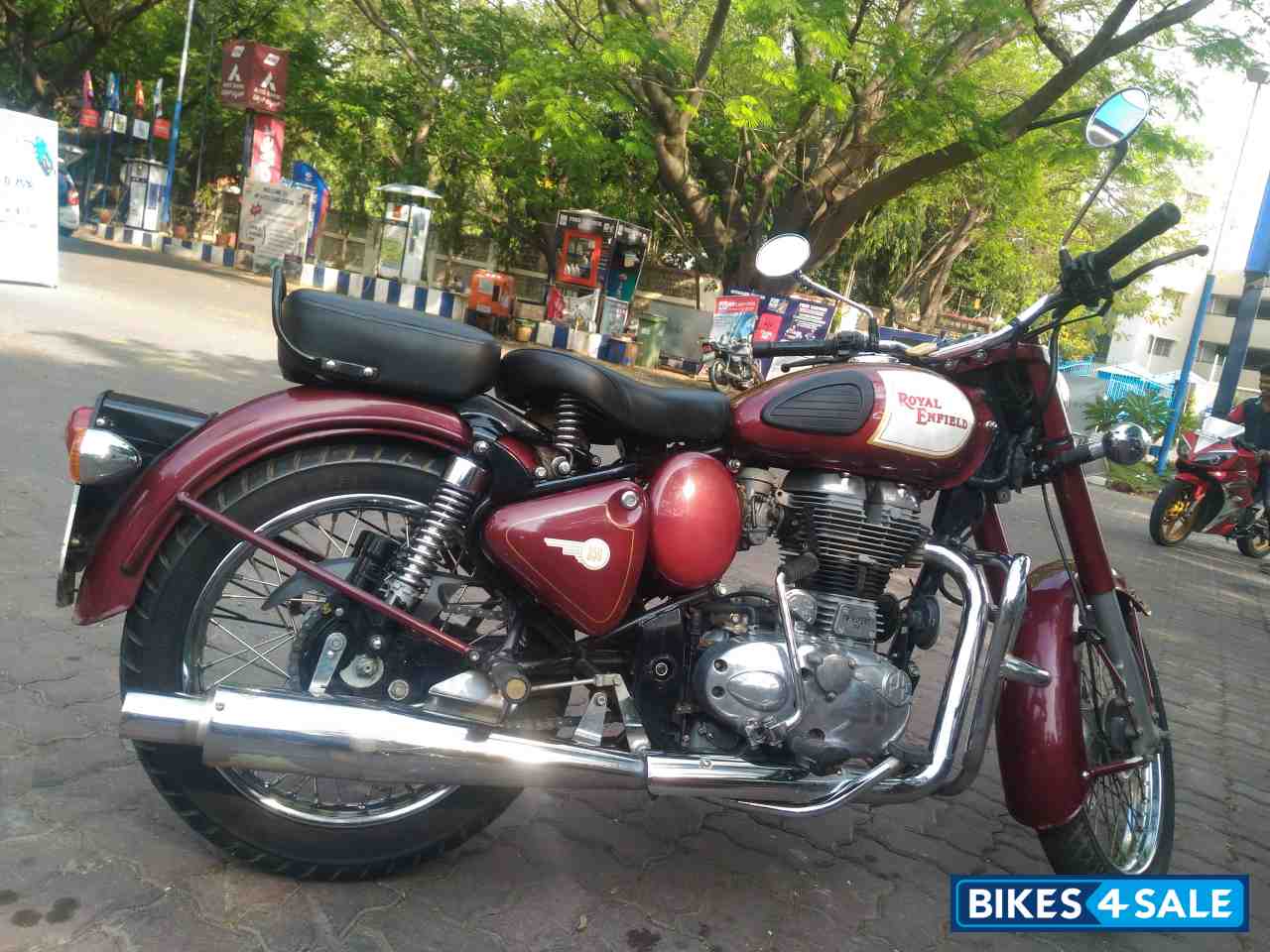 Maroon Royal Enfield Classic 350