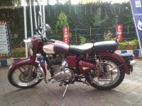 Maroon Royal Enfield Classic 350