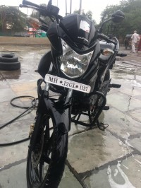 Black Honda Unicorn Dazzler