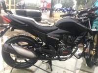 Black Honda Unicorn Dazzler