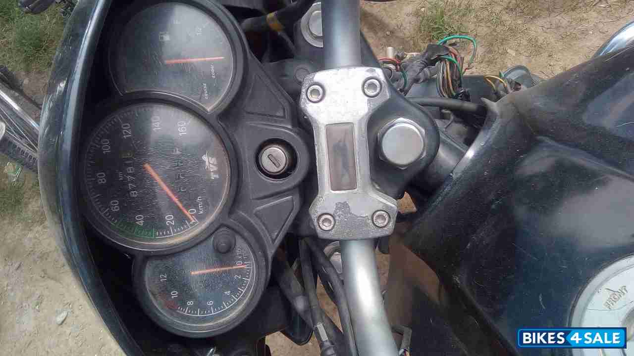 Black TVS Apache 150
