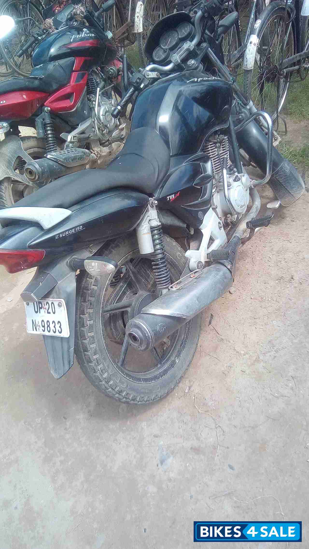 Black TVS Apache 150 Black TVS Apache 150