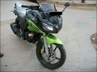 Black Cyber Green Yamaha Fazer