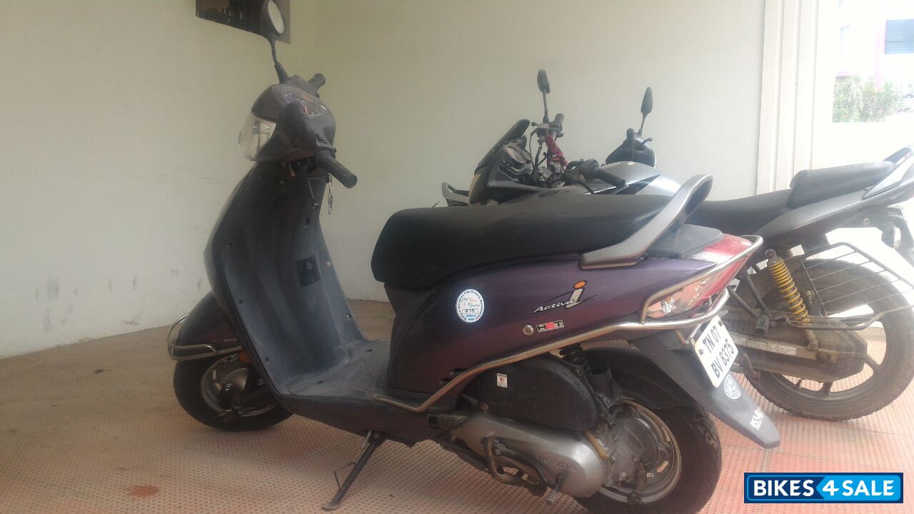 Lavendar Honda Activa i