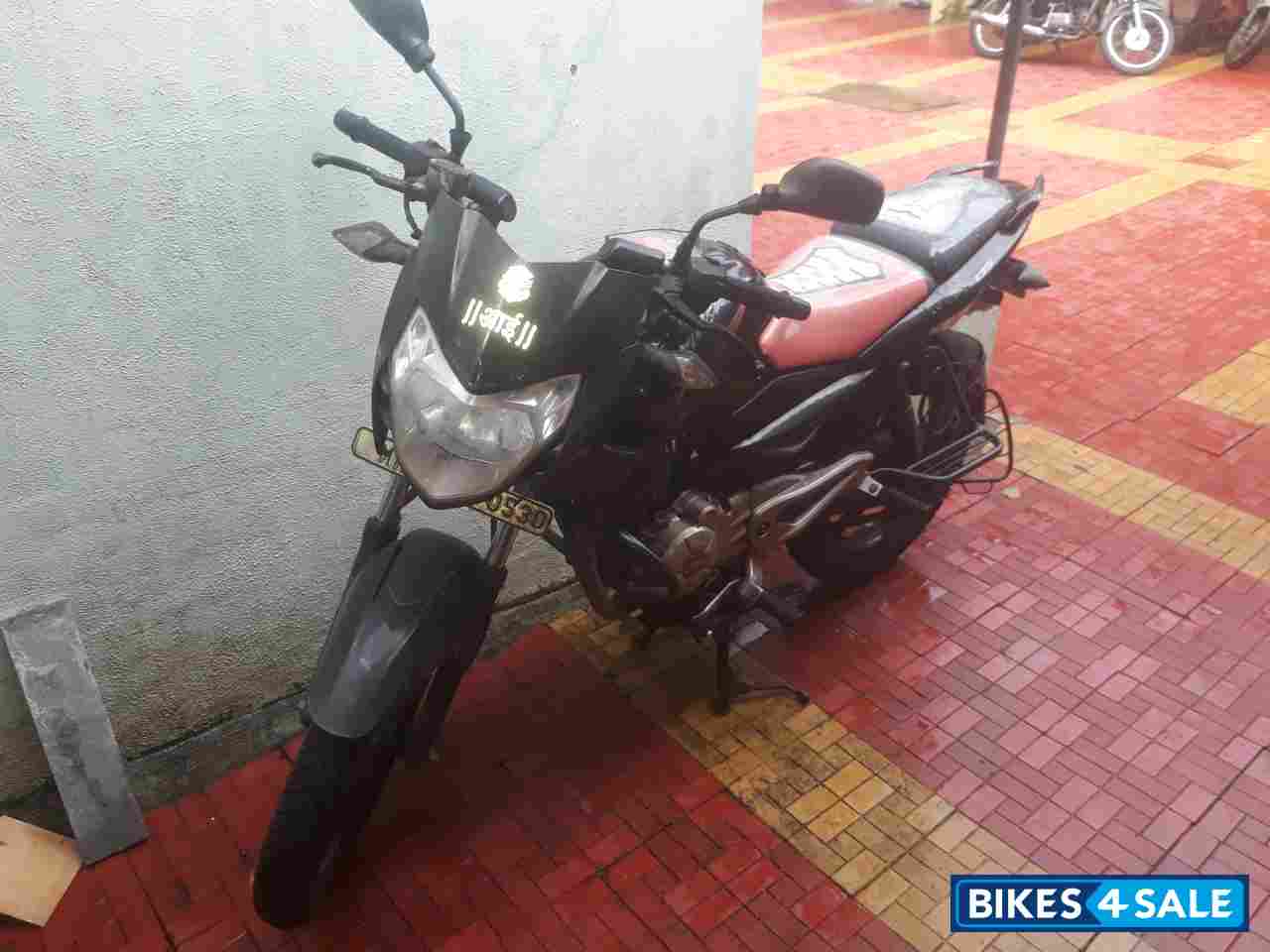 Black Bajaj Pulsar 135LS