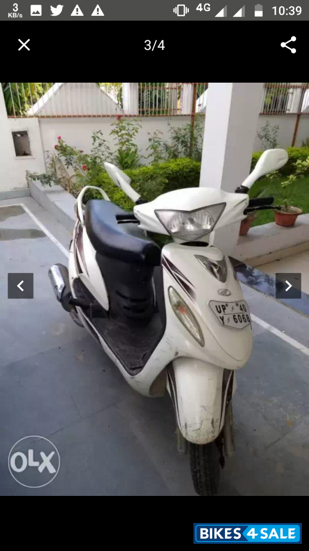 Pearl White Mahindra Rodeo