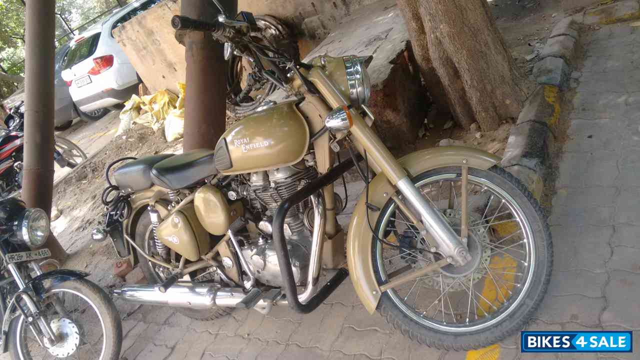 Desert Royal Enfield Classic Desert Storm