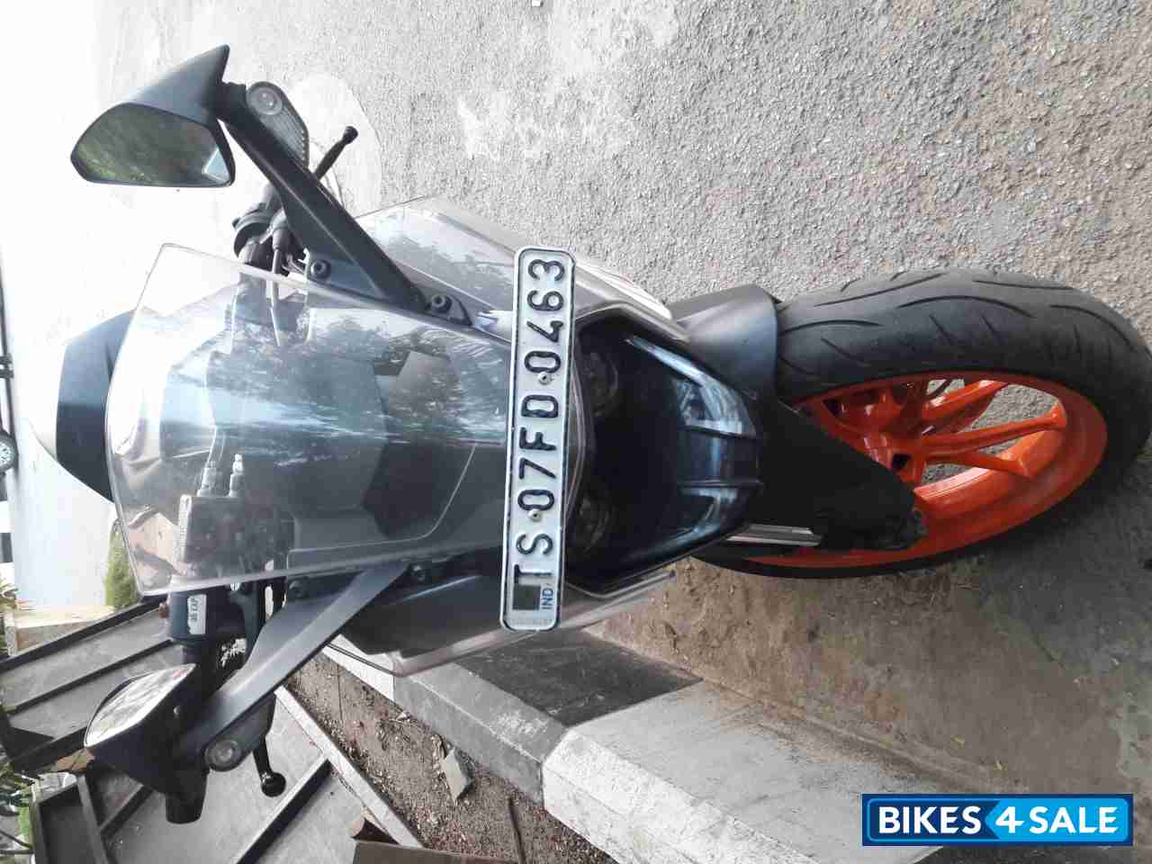 Black And Orange KTM RC 390