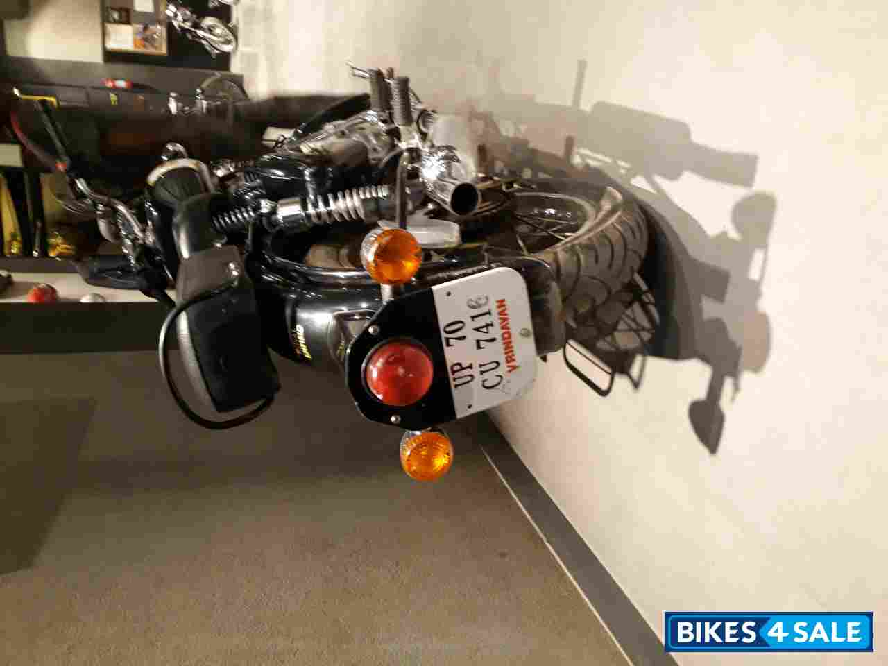 Black Royal Enfield Classic 350