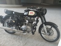 Black Royal Enfield Classic 350