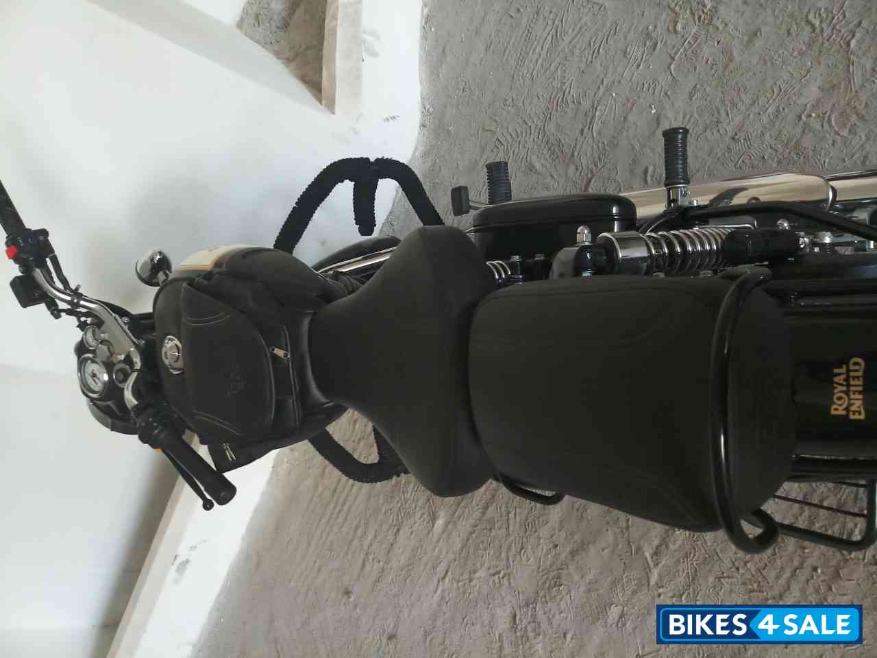 Black Royal Enfield Classic 350