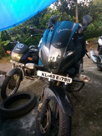 Bajaj Pulsar 220F 2013 Model