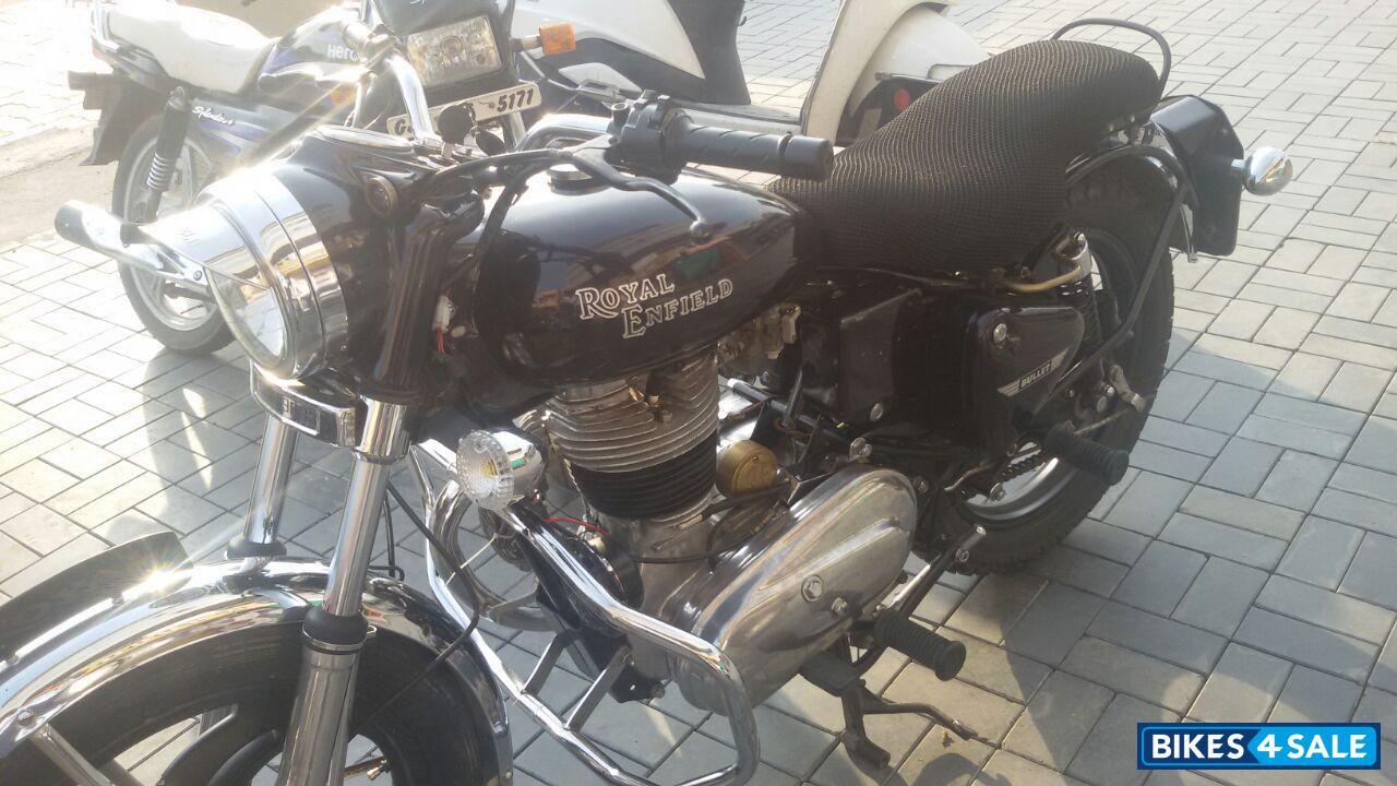 Gray Royal Enfield Bullet Standard 350