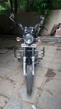 Black Royal Enfield Thunderbird TwinSpark 350