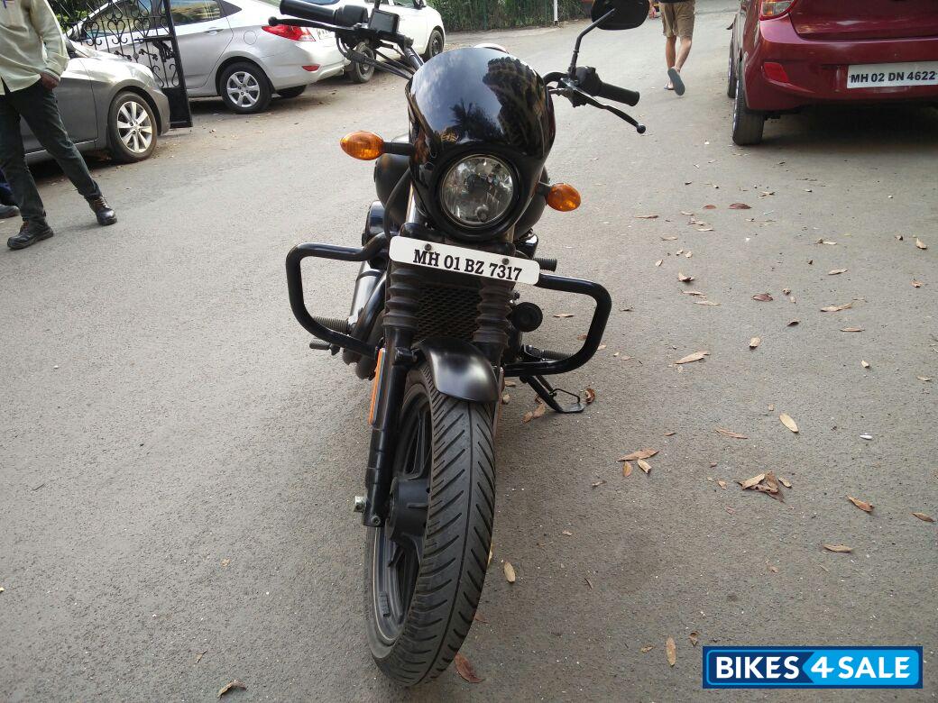 Black Harley Davidson Street 750