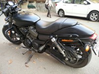 Black Harley Davidson Street 750