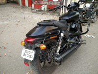 Black Harley Davidson Street 750