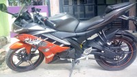 Orange Yamaha YZF R15 V2