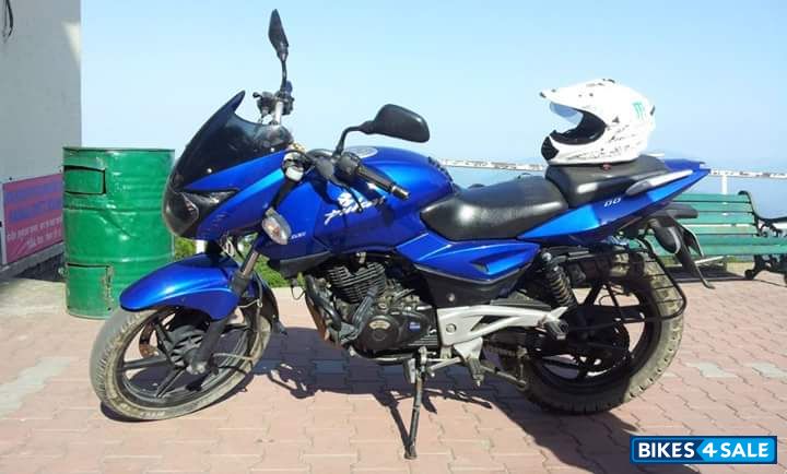 Blue Bajaj Pulsar 200 DTSi Blue Bajaj Pulsar 200 DTSi