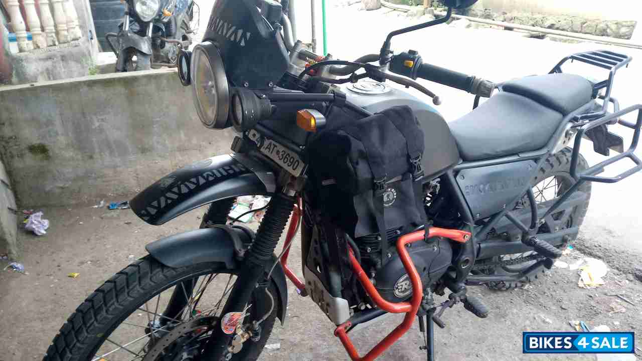 Black Royal Enfield Himalayan