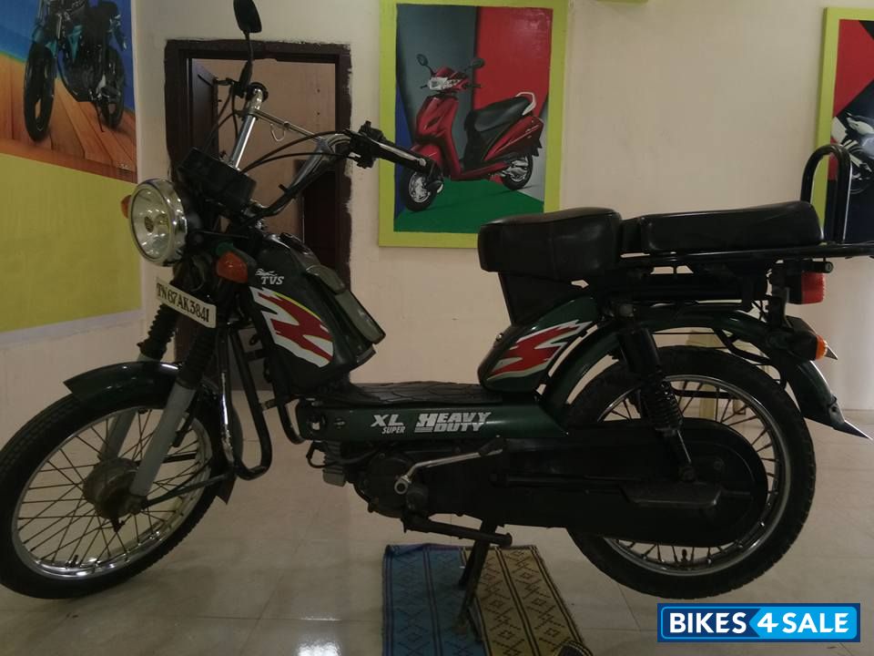 Green TVS XL Super Heavy Duty