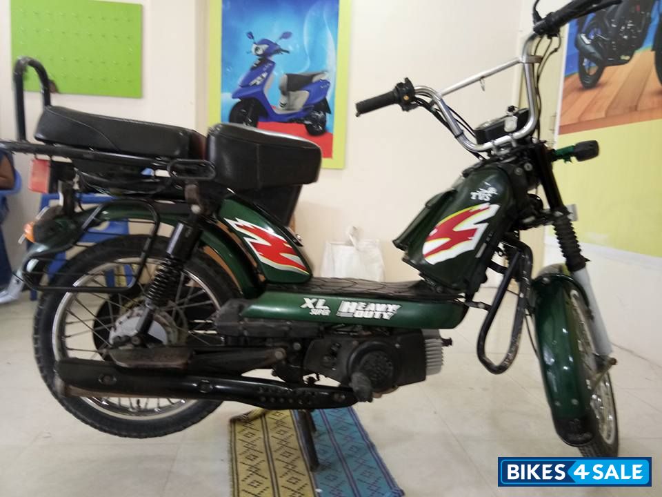 Green TVS XL Super Heavy Duty