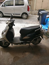 Black & Silver Suzuki Swish