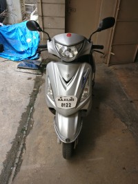 Black & Silver Suzuki Swish