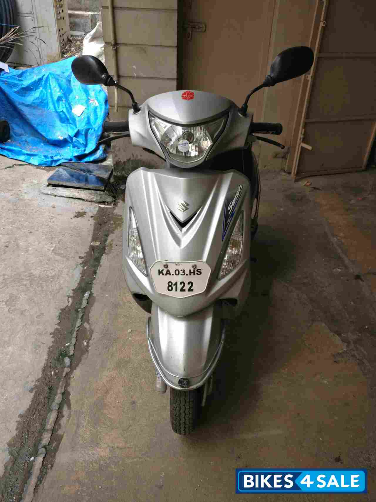 Black & Silver Suzuki Swish