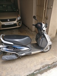 Black & Silver Suzuki Swish