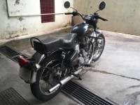Black Royal Enfield Bullet Electra 5S
