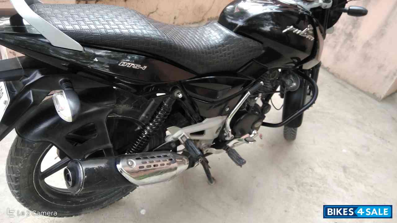Black Bajaj Pulsar 150 DTSi
