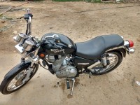 Black Royal Enfield Thunderbird 350