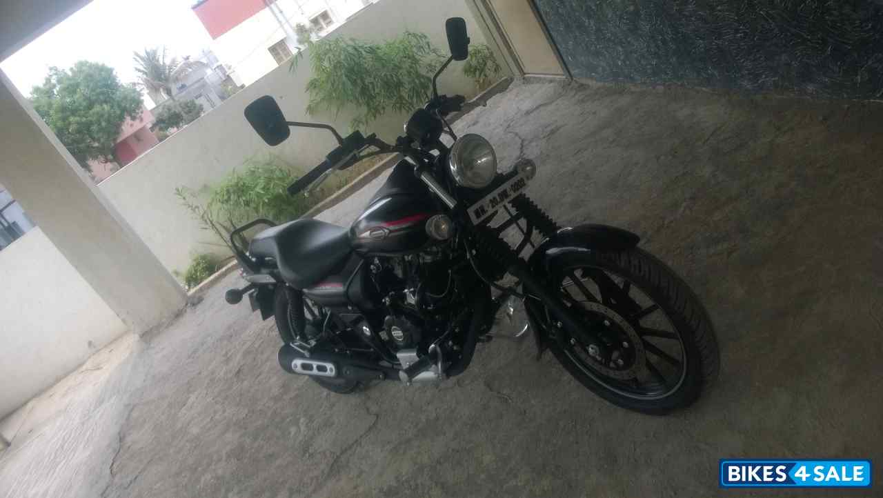 Black Matfinish Bajaj Avenger Street 220