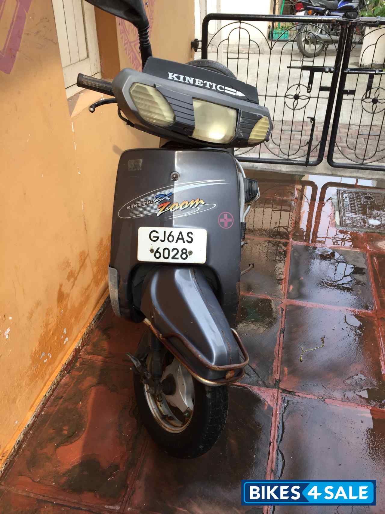 Grey Kinetic Zoom Grey Kinetic Zoom