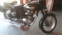 Black Royal Enfield Bullet Standard 350