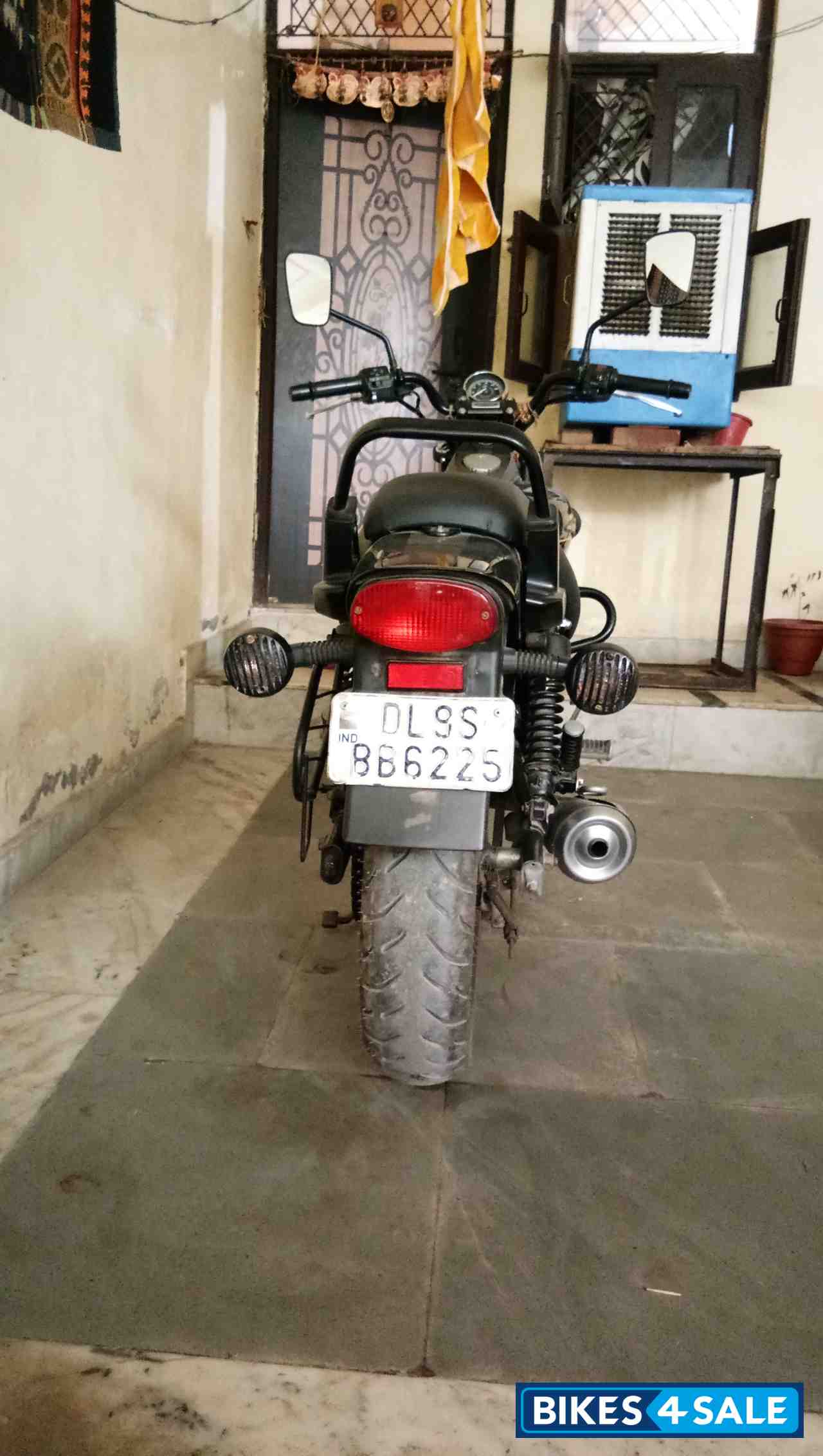 Dark Blue Bajaj Avenger Street 150