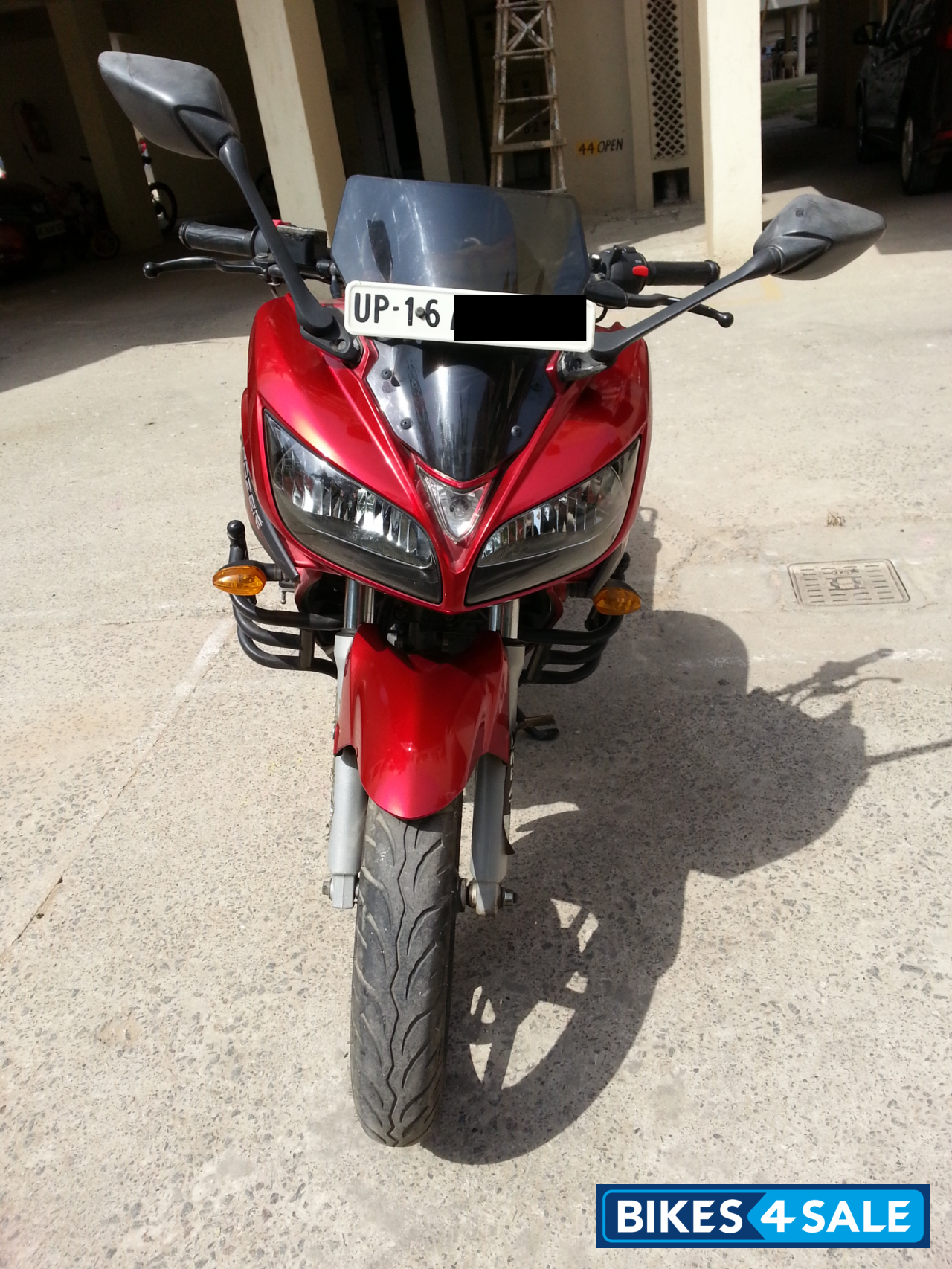 Red Yamaha Fazer