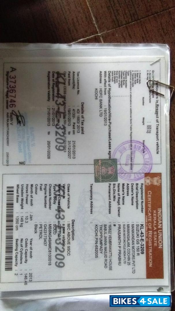 Black Bajaj Pulsar 180 DTSi