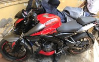 Red Bajaj Pulsar 200 NS