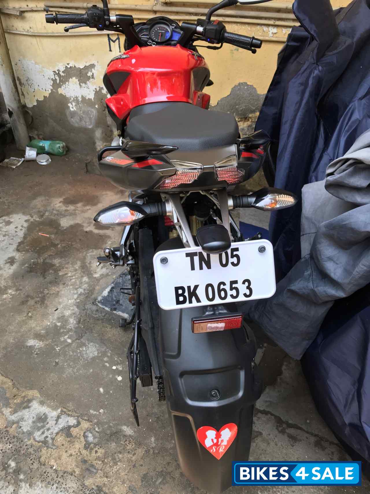 Red Bajaj Pulsar 200 NS Red Bajaj Pulsar 200 NS