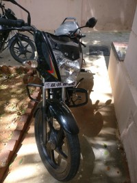 Black Mahindra Centuro NXT