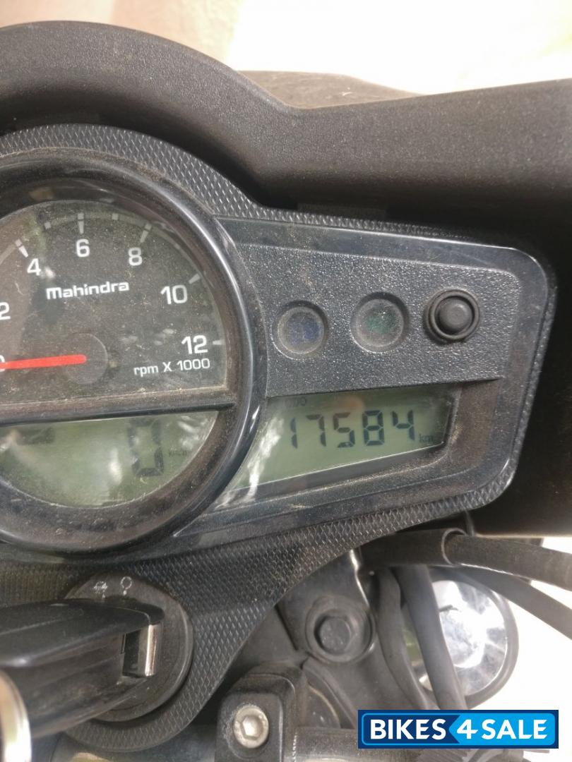 Black Mahindra Centuro NXT