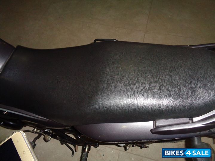 Black Honda CB Shine