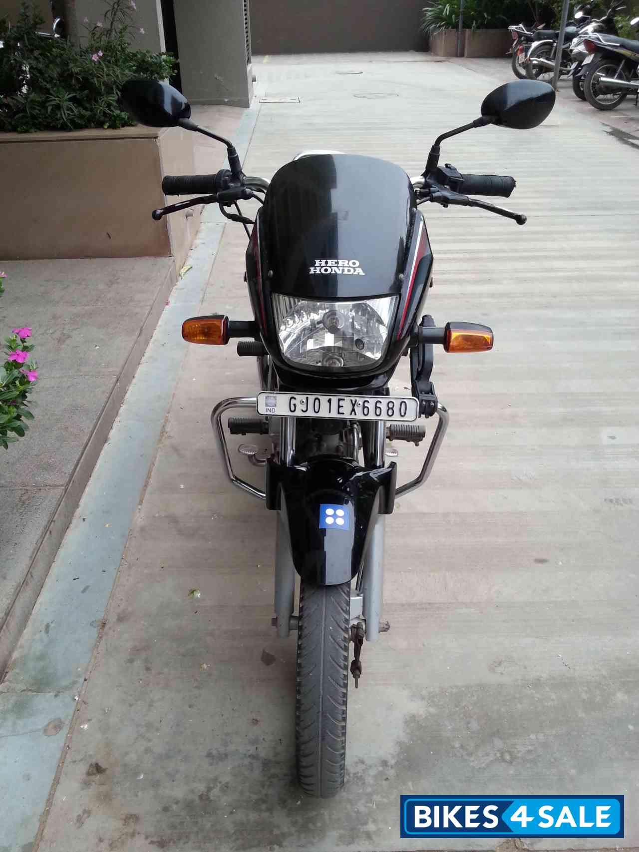 Black Hero Super Splendor