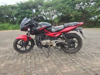 Laser Red Bajaj Pulsar 180 DTSi