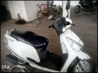White Honda Aviator