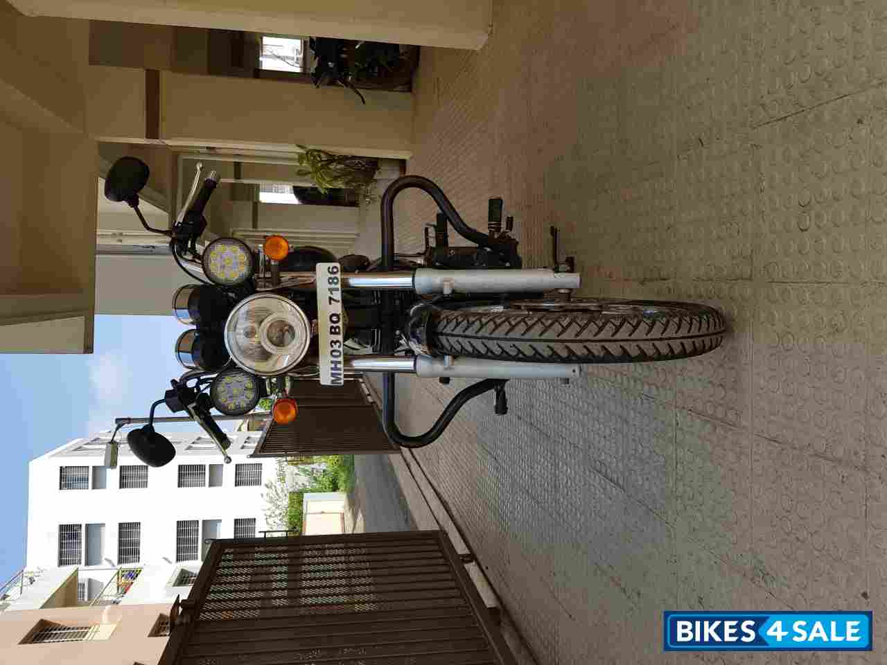 Tiwlight Royal Enfield Thunderbird 350