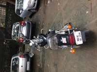 Black Bajaj Avenger 220 DTS-i